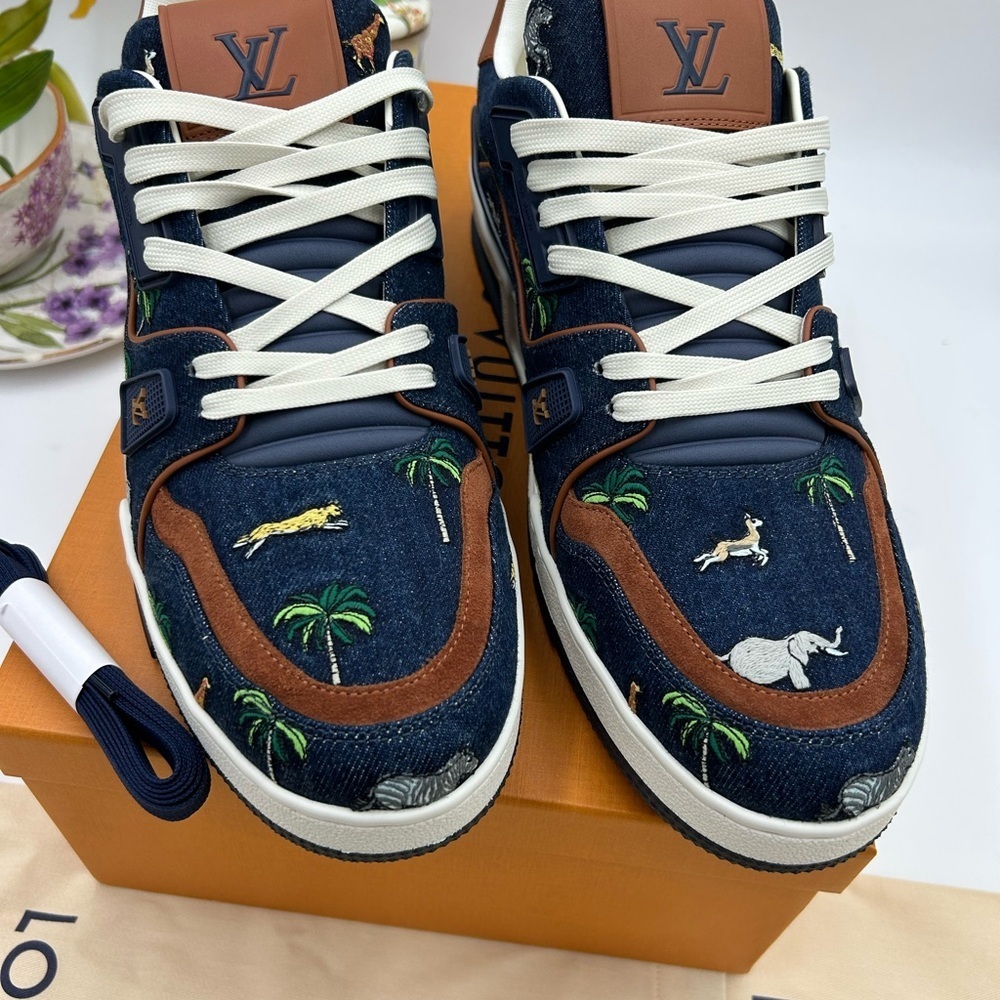Men's Louis Vuitton LV X the DARJEELING limited edition trainer size 11 fits 12 - Picture 4 of 10